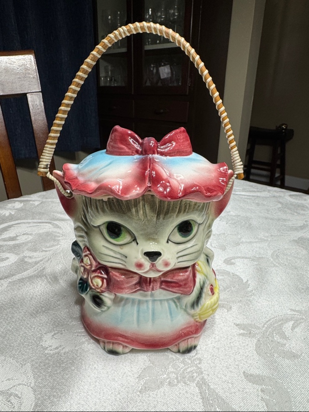 Vtg. 1950’s-60’s Royal Sealy “Miss Kitty” cat bisquit jar. (Mint)